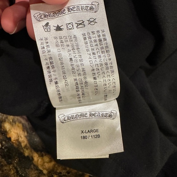 Chrome Hearts Gradient Multi Color Horseshoe Logo Black Tee - Picture 12 of 12